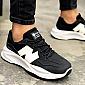 sport shoes Image